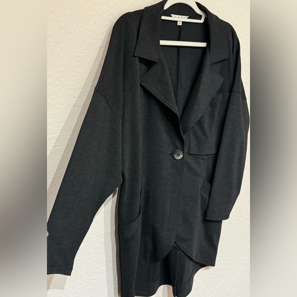 NWOT CAbi Women’s Ponte Knit Lisbon Topper Oversized Jacket Style Coat Size M - Picture 5 of 15